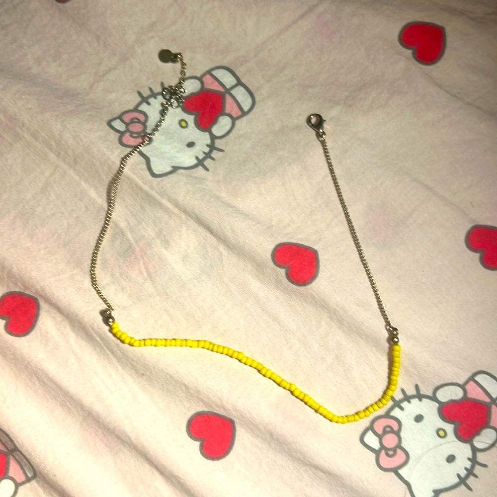 15 in Choker Length Yellow Beaded Gold Necklace